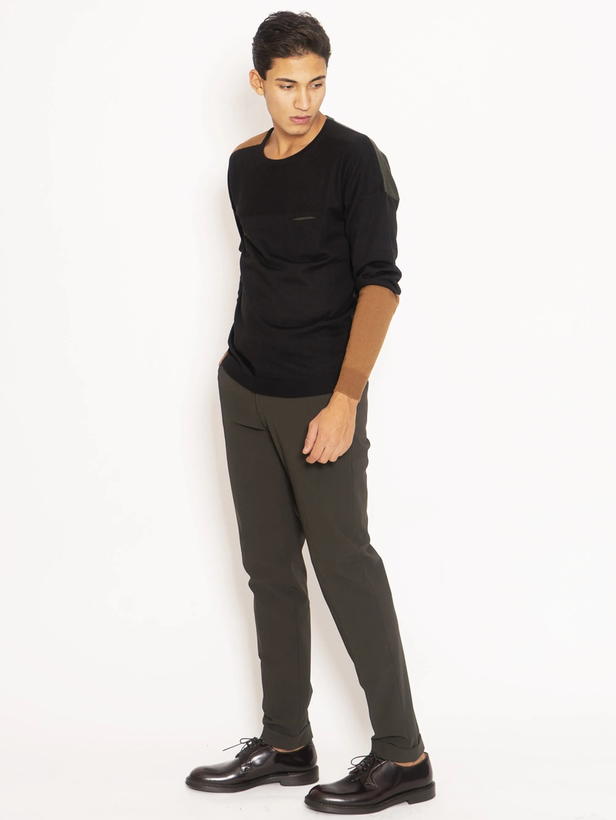 Pantalone Modello Chino in Tessuto Tecnico Stretch  - Verde
